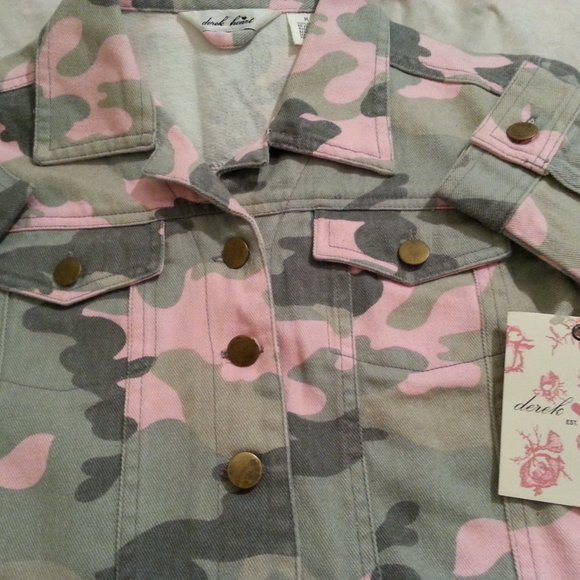 Derek Heart Jackets & Blazers - NWT Derek Heart PINK Camouflage Denim Jacket